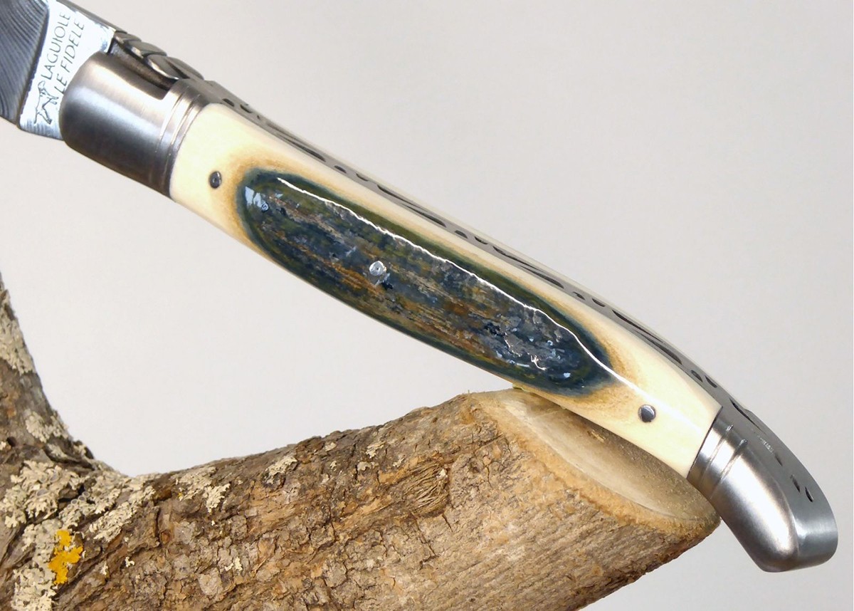 Damascus blade - Mammoth ivory - Laguiole «Savage» Collection - Laguiole folding knife - Savage edition   Handle made with Mammo
