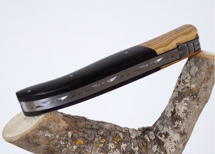 Ébène et olivier - Couteaux de Chasse - Couteaux de chasse Laguiole   Manche en Bois d'Ebène Sans mitre Ressort Classique, Abeil
