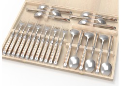 Laguiole cutlery setwith blond horn tip handle and stainless steel bolsters image 1
