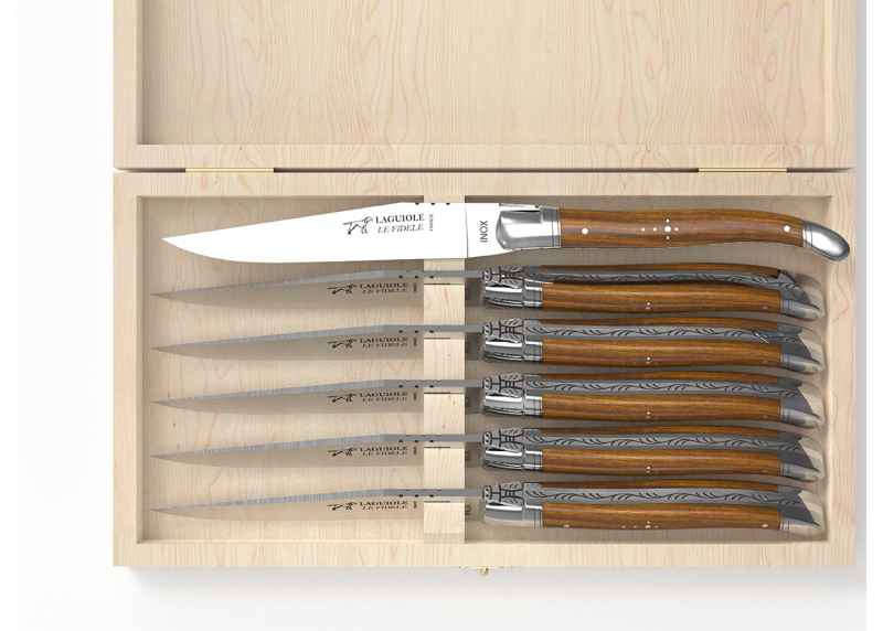 Laguiole steak knives set with gaiac wood handle and stainless steel bolsters image 3