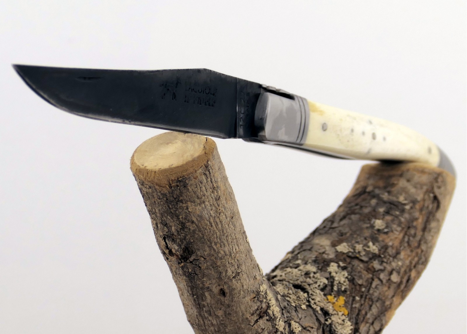 Forged laguiole knife, with its Bone Handle. image 9