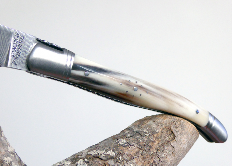 Damascus blade - blond horn - Laguiole with Damascus Blade  - Laguiole folding knife with damascus blade - Collector edition   H