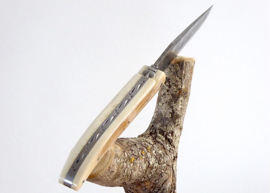 Damascus blade - Mammoth ivory - Laguiole «Savage» Collection - Couteau pliant de prestige - collection sauvage   Manche en Ivoi