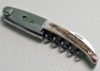 Cheap “Laguiole” corkscrews online Why some Laguiole corkscrews are cheap online: the name is used as a style label
